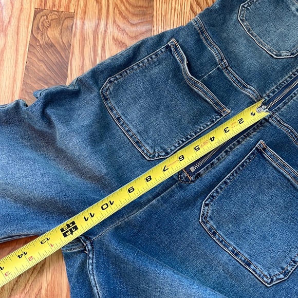 Free People Lennox Denim Skinny Utility Jumpsuit size Size NWT - Picture 8 of 16